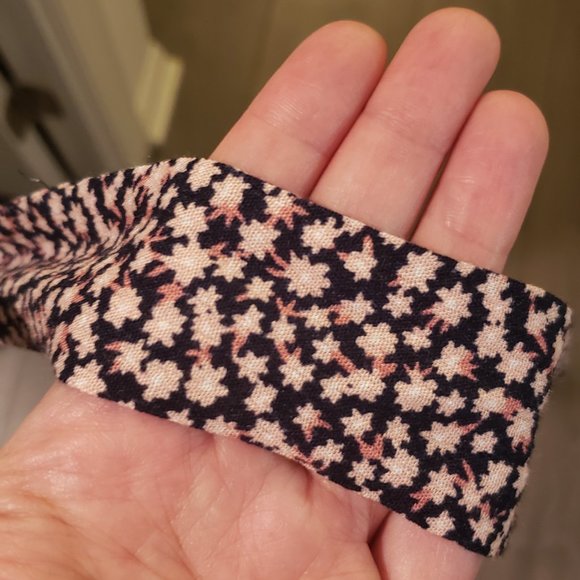 Reitmans Short Sleeve Printed Midi Dress with Sash - Picture 7 of 9